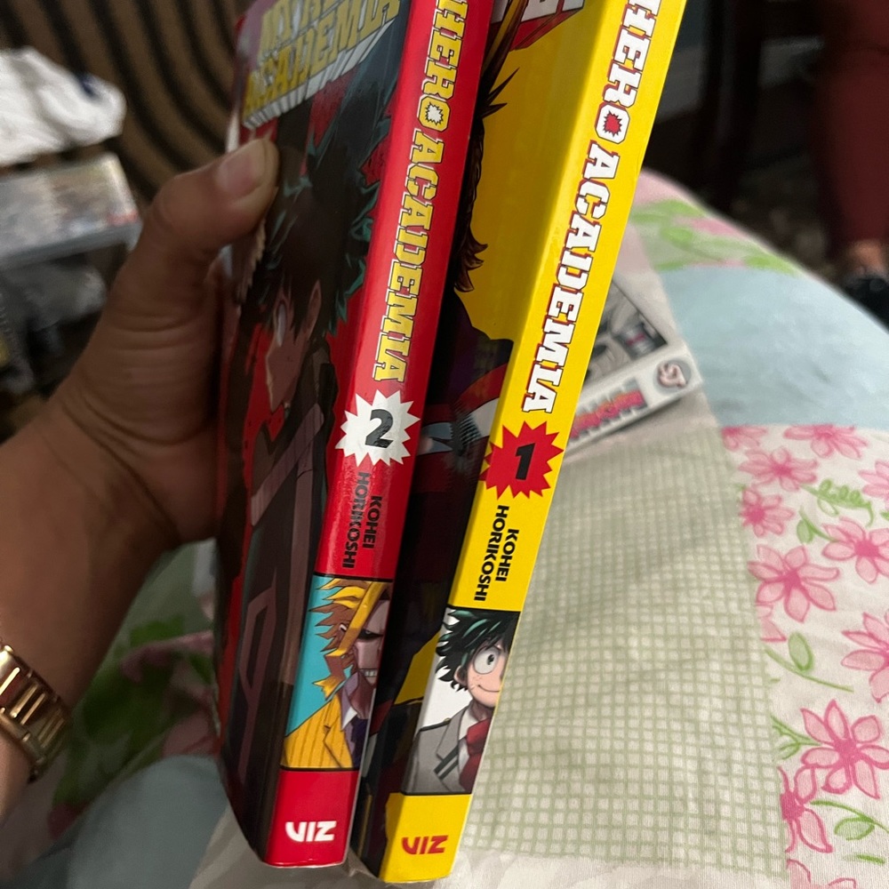 My heroe academy books - Picture 4 of 4